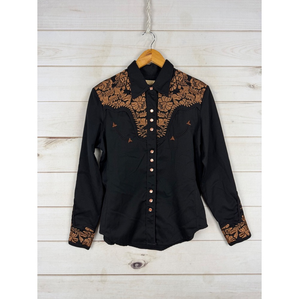 Scully Top Womens Small Black Copper Floral Embroidery Snap Button Western